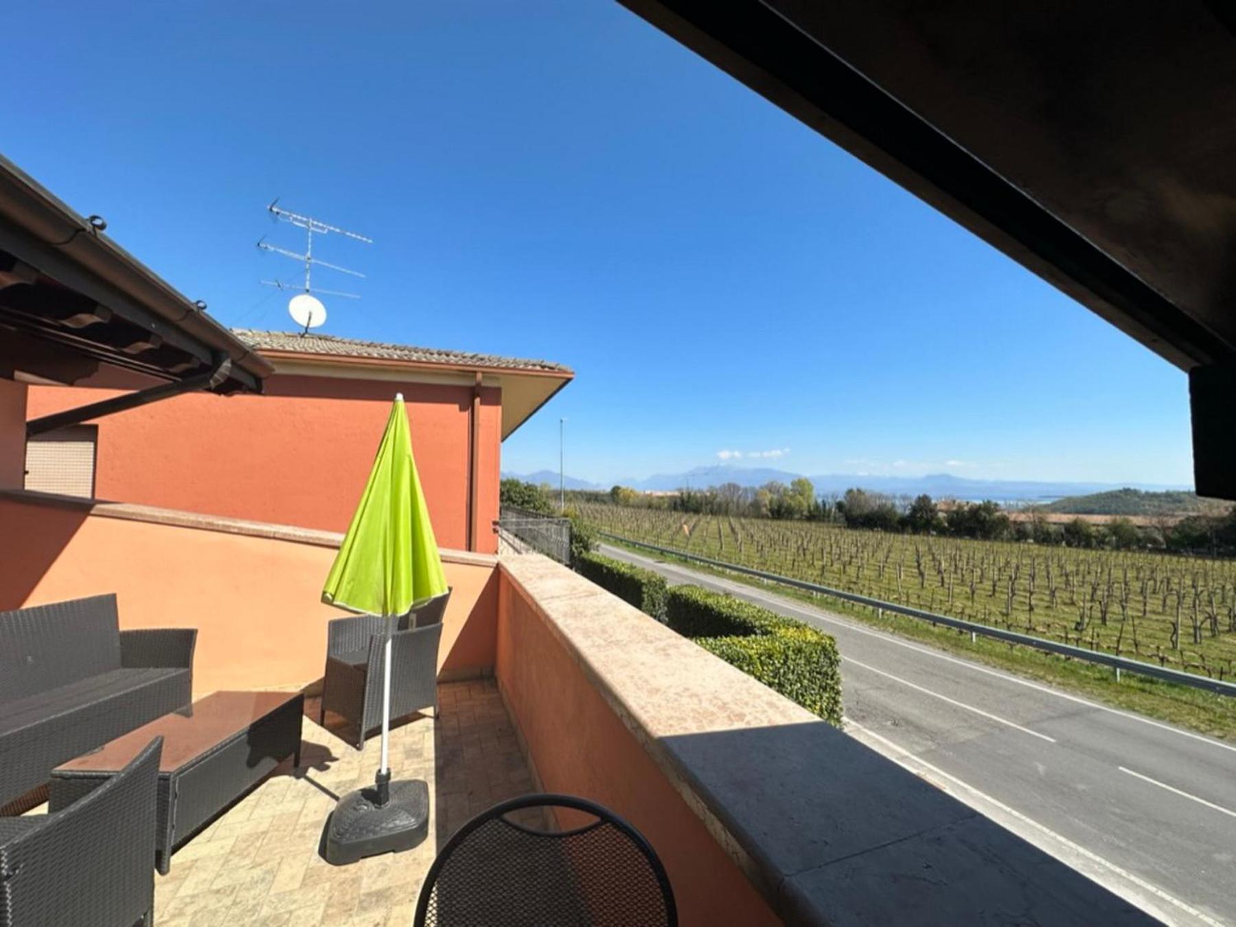 Loft Gardasee Lonato Exterior photo